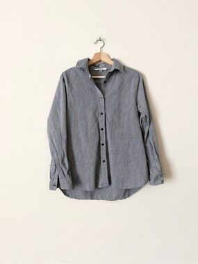 Anian Men’s MEDIUM grey linen blend long sleeve button down shirt